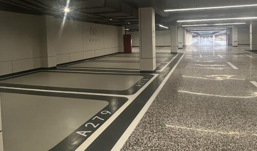 西安廠區(qū)車(chē)位劃線漆是什么材料？